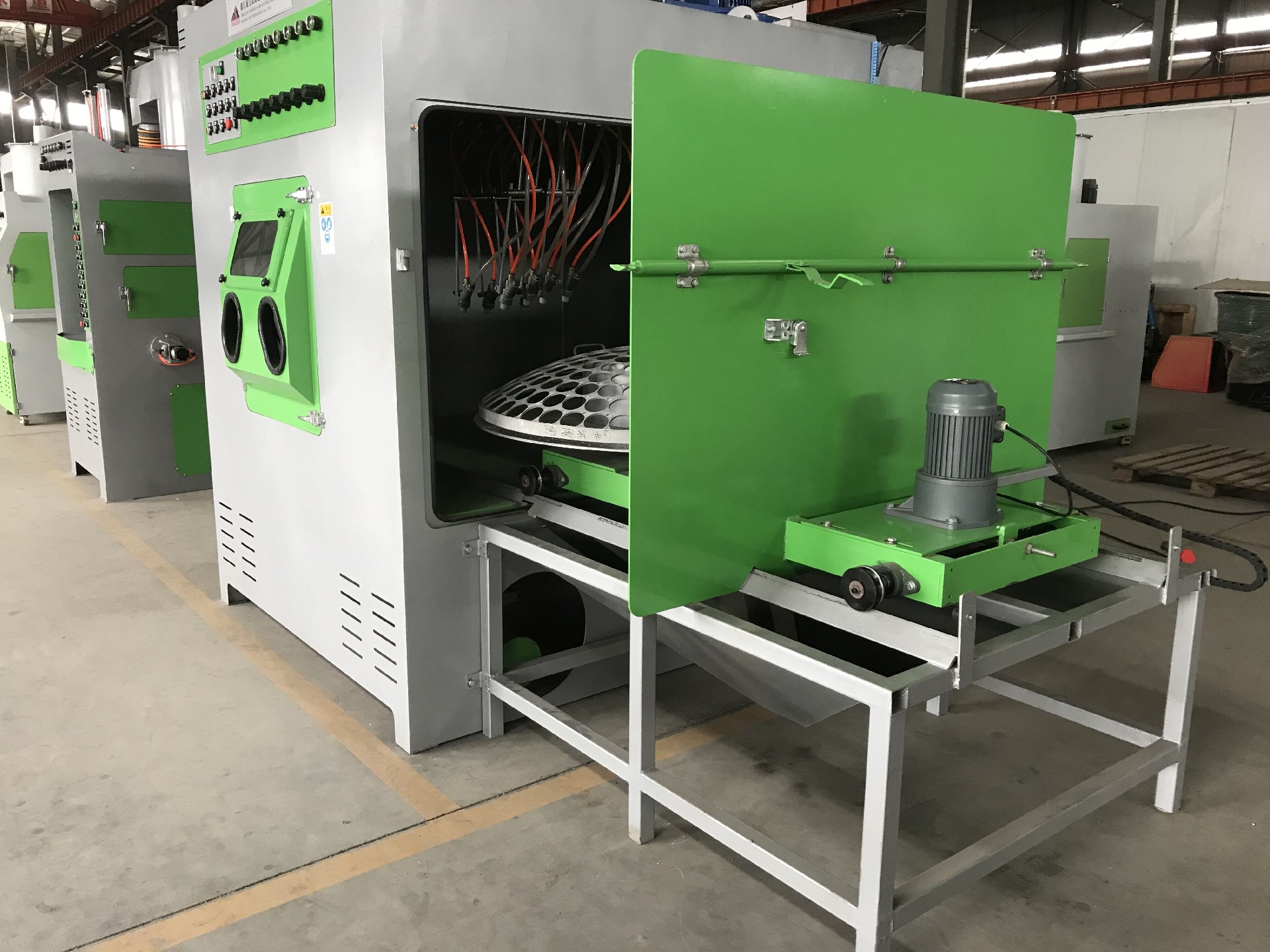 TB-SA2020-9A電動轉(zhuǎn)臺式自動噴砂機(jī)